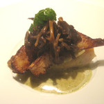 ロドラント ミノルナキジン - ヒラメのグリエ　木の芽バターソース