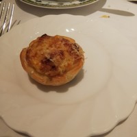 レストラン アラジン - タマネギのキッシュ