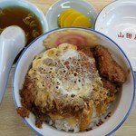 山田屋 - カツ丼800円