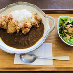 noukaresutoranshamoji - 唐揚げは3個。ご飯は硬めでちょうどいい。サラダには胡麻ドレがたっぷり。