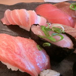 回転寿司いちばん船 - 大漁まぐろづくし。1,296円
