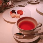 コート ドール - ダージリンとプチフール