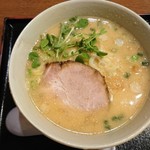 味噌ラーメン はちべえ - 