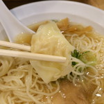 月麺 - ワンタン