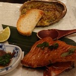 和食すがわら - アワビの肝焼き、肝煮、キンキンの一夜干し。