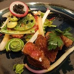 和食すがわら - 皆瀬牛グリルとサラダ。