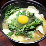 鳥公 - 鶏すき焼き。玉子は有精卵！