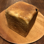 国産小麦と天然酵母のパン工房ヒビノ - 角 ドライフルーツ5