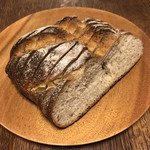 国産小麦と天然酵母のパン工房ヒビノ - 田舎パン