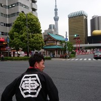 浅草じゅうろく - 人力車で 向かいました 〜〜 降りる場所を じゅうろく にして貰いました〜♪あまりに早くて女将さん お掃除してまして  近くの 喫茶店で 時間調整しました 