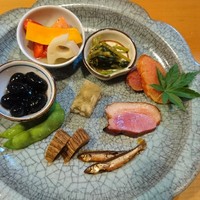 浅草じゅうろく - ☆☆☆八寸   稚鮎の山椒煮     鴨   辛子明太子の燻製  いぶりがっこ 丹波の 黒豆     穴子 煮こごり  葉山葵   野菜のピクルス
                      沖縄の枝豆