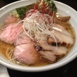 麺や 真登 - 鶏だし醤油 チャーシュー（950円）
