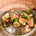 フィッツ ギンザ - 桜鯛のカルパッチョ　桜と蟹のソース