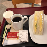 CAFFE VELOCE - タマゴサンド220円、無料クーポンのアメリカンコーヒー