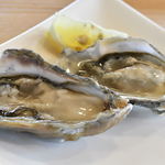 牡蠣場 - かきえもんと、まるえもん