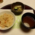 三養荘 - 桜海老・筍炊き込みご飯