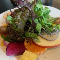 ラ・ボンヌターブル - 