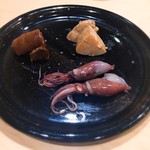 鮨 はしもと - 蛍烏賊味噌漬け、鮟肝、マスコ