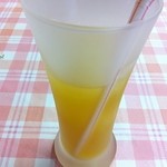 インド･パキスタン料理 ホット・スプーン - 2011-12-08　ランチ（800円）のマンゴージュース