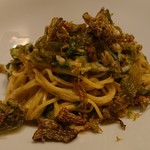 イル プレージョ - 天然山菜のタヤリン　横からのショット