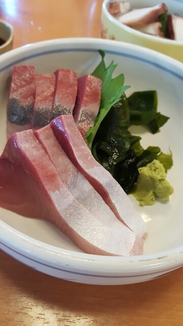 活魚料理 びんび家>