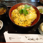 梅窓庵 - 郷の実山椒と近江黒鶏の親子丼