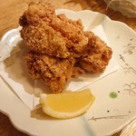 海鮮と地酒の店 ま心 - 鶏唐揚げ
