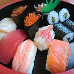 寿司友 - 上生寿し  1,300円(税込)