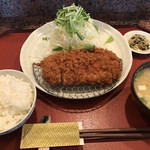 とんかつ廣 - リブロースカツ定食 1020円