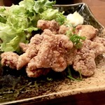 Sakana - 豚バラ肉のピリ辛揚げ580円