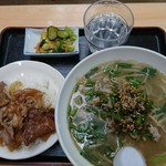 たら福 - 本日のおすすめ ネギ塩もやしラーメンセット  豚照り焼き丼