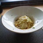 ビストロ セレニテ - 大盛り懇願したので、器も深皿です。