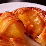 大正浪漫喫茶室 - サクサクパイ生地にジューシーな焼きアップル♪