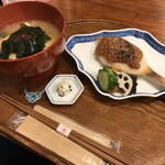 二十四節氣 神楽 - 巴御膳900円  （節氣の汁物：たけのこのお味噌汁）