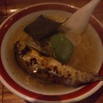 鮎ラーメン - 鮎まるゴトラーメン　￥1000