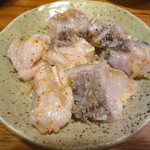 亀戸ホルモン - ◉ヤン 税込み670円 ハチノスとセンマイをつなぐ部位とのこと