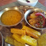 tutti - ダール、ベジ、長芋のアチャール