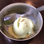 カーン・ケバブ・ビリヤニ - ピスタチオアイス