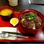 大盤振舞まんぷく食堂 - ハラミ重　大盛り