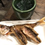 遊びなぁ たみんち - 沖縄といえばのグルクン唐揚げ。丸ごと食べれます