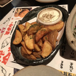 小田原鮮魚と炭焼牛たん かっこ - フライドポテト、マスカルポーネチーズ添え