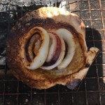 黒崎屋 - ホタテバターの殻と残り汁でイカバタ醤油となる。
      
      
      