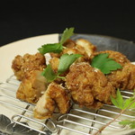 6 pieces of carefully selected local fried chicken with yuzu and pepper flavor