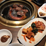 Teburu Oda Baikingu Yakiniku Oudou - 