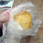 ジュースバー 神戸 - 他所で仕込んだハッシュドポテトをツマミに