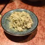鳥八 - 湯豆腐に付いたとろろ昆布
