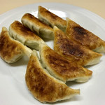 ギョーザ専門店 黒兵衛 - 