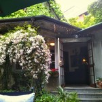 シェ松尾・松濤レストラン - 中庭