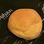 Johan - 焦がしバターのメロンパン（206円）