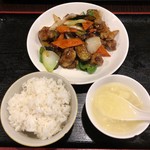 中華料理 祥龍房 - 豚肉と茄子の醤油炒め